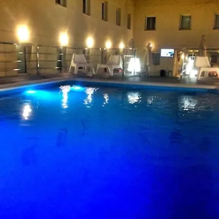 Checkin Urban Nevada Hotel Armilla