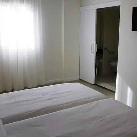 Hotel Checkin Urban Nevada 3*