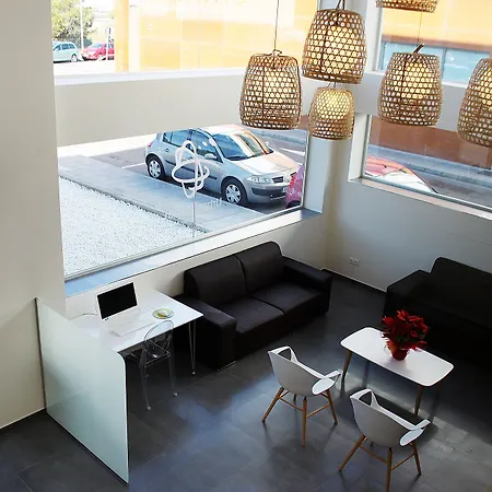 Checkin Urban Nevada 3* アルミージャ