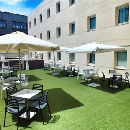 Checkin Urban Nevada アルミージャ