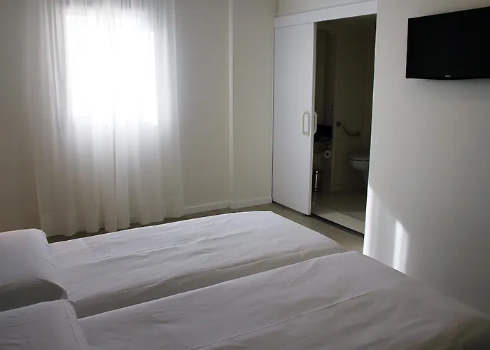 Hotel Checkin Urban Nevada 3*